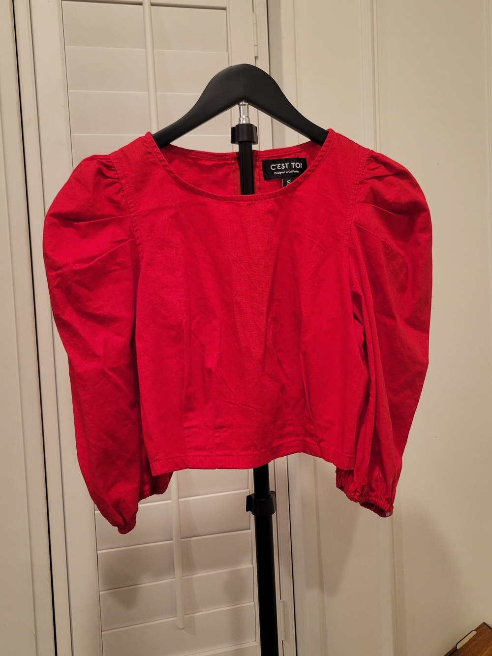 C'est Toi Red Puff-Sleeve Cropped Blouse